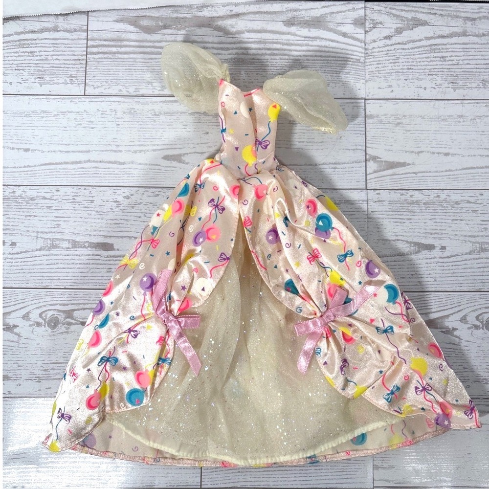 1996 Barbie VTG Happy Birthday party PUFF GOWN (DRESS ONLY) Long Pink - Picture 2 of 5
